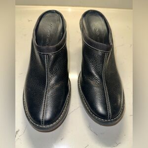 Antonio Melani Alpine Mule Womens 6 1/2 Black Pebbled Leather Wedge Shoe